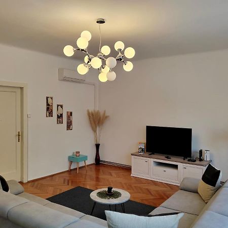 דירות זאגרב Modern&Rustic Apartman מראה חיצוני תמונה
